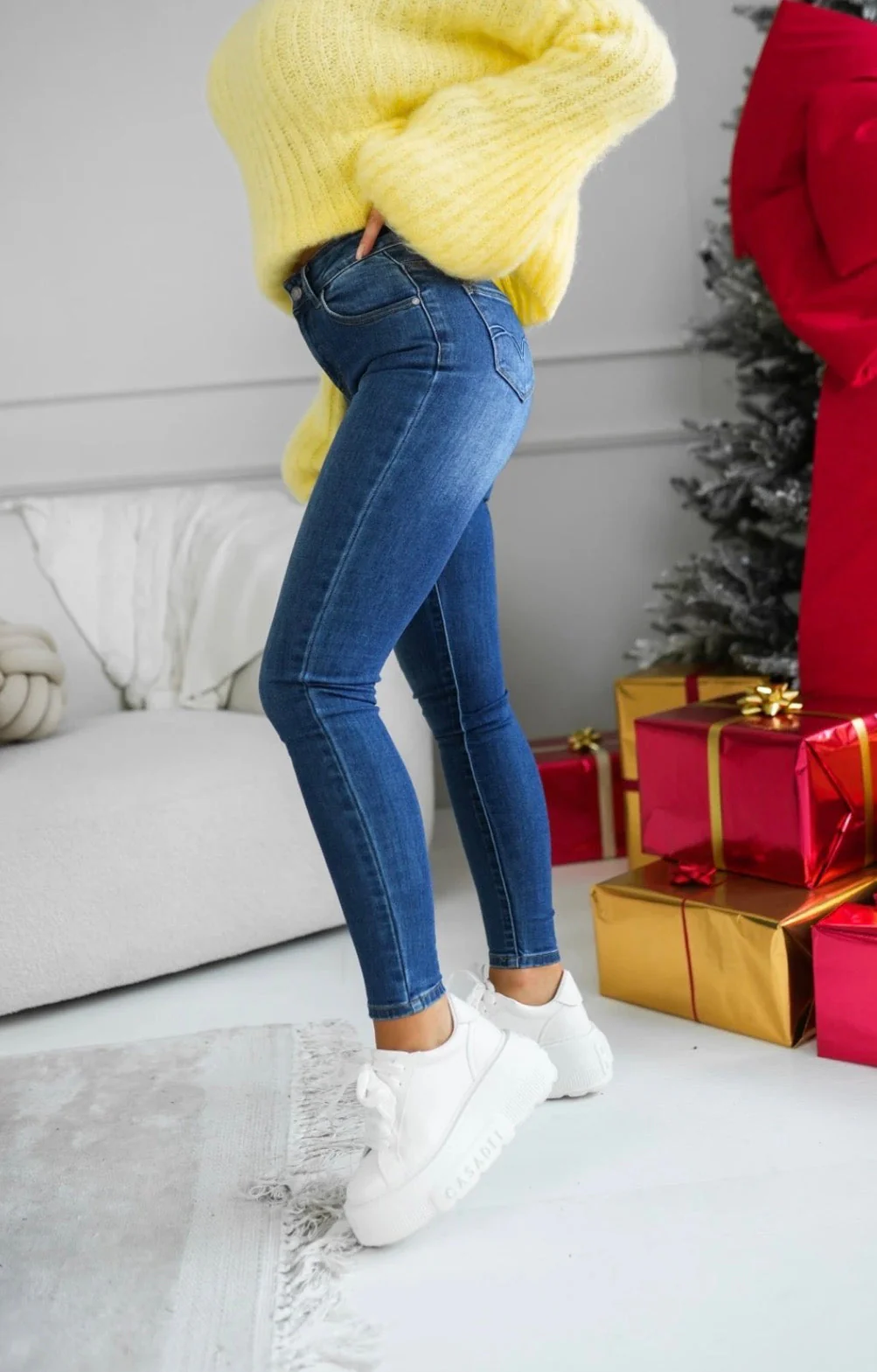 Jeans Selina – Classic Skinny Denim - Image 3